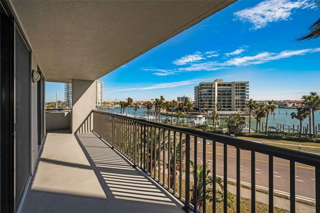1660 GULF BOULEVARD 307, Clearwater Beach, FL 33767