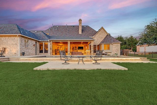 403 Creekside Drive, Mckinney, TX 75071