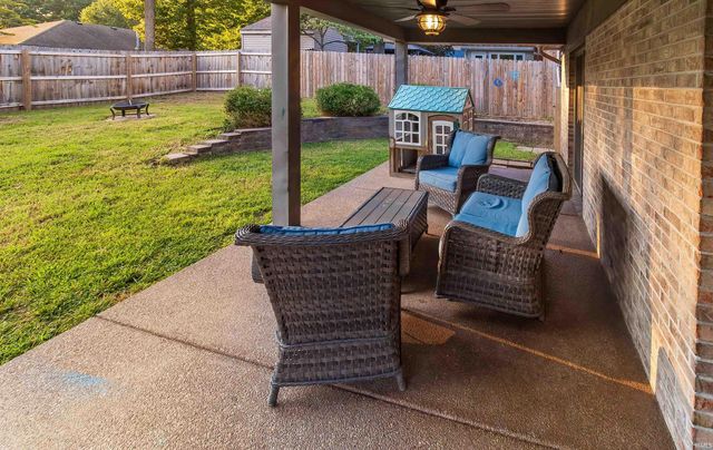 1434 Sandalwood Court, Evansville, IN 47720