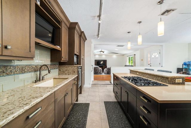 11321 49th Street N, Royal Palm Beach, FL 33411