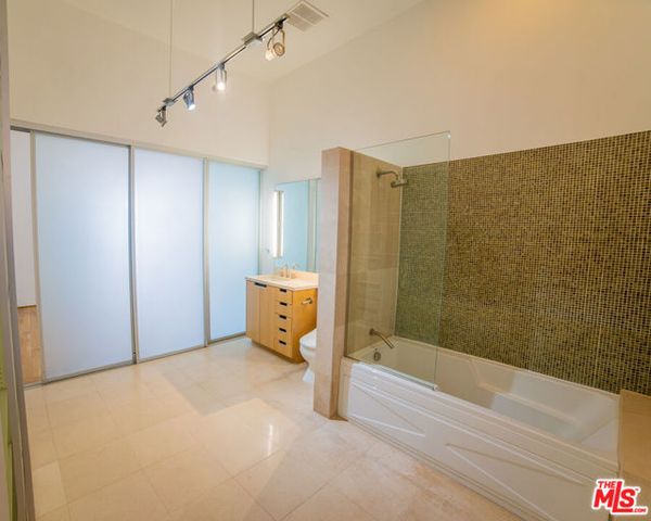8 Brooks Avenue 3, Venice (los Angeles), CA 90291