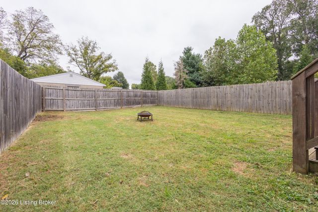 1331 Etawah Ave, Lyndon, KY 40222