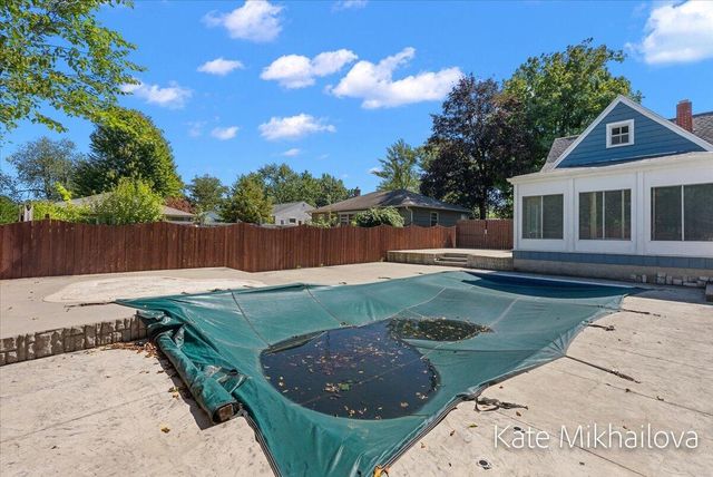 850 Upton Avenue, Springfield City, MI 49037