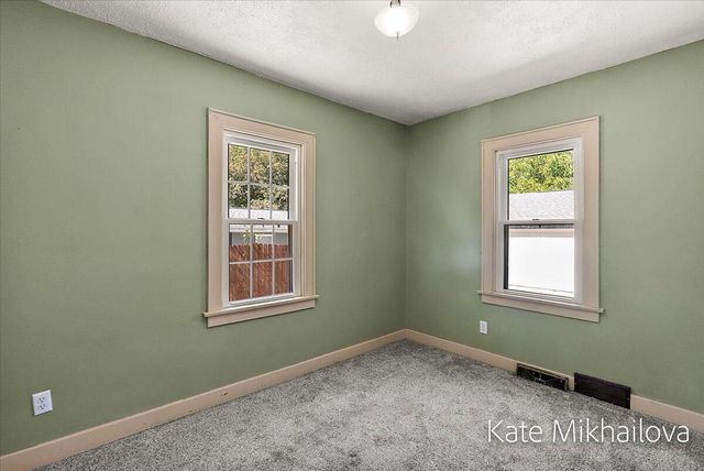 850 Upton Avenue, Springfield City, MI 49037