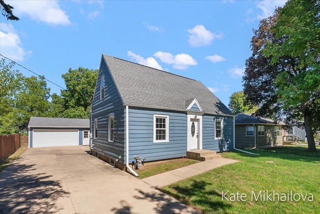 850 Upton Avenue, Springfield City, MI 49037