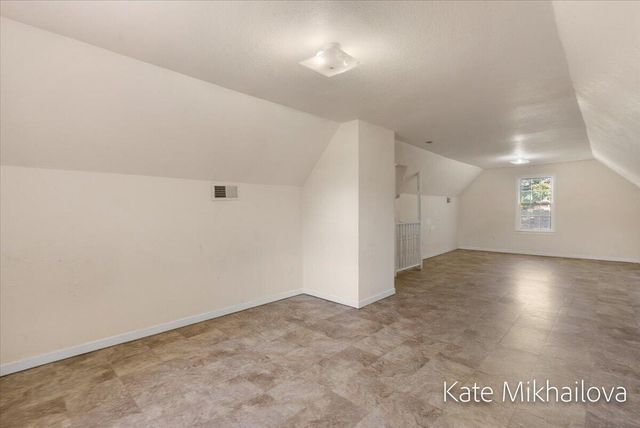 850 Upton Avenue, Springfield City, MI 49037
