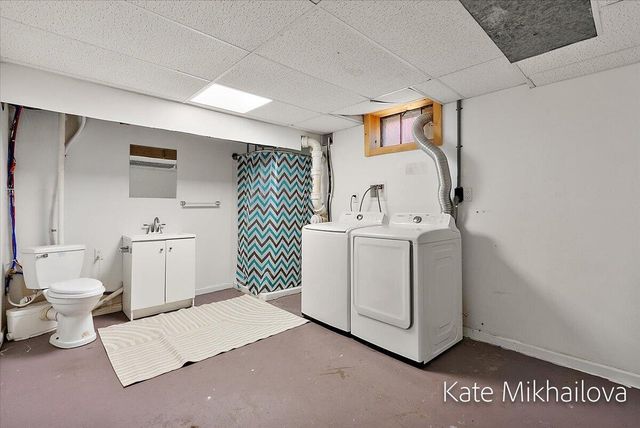 850 Upton Avenue, Springfield City, MI 49037