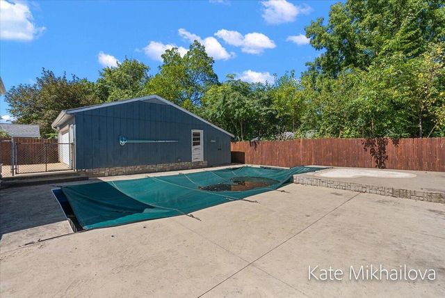 850 Upton Avenue, Springfield City, MI 49037