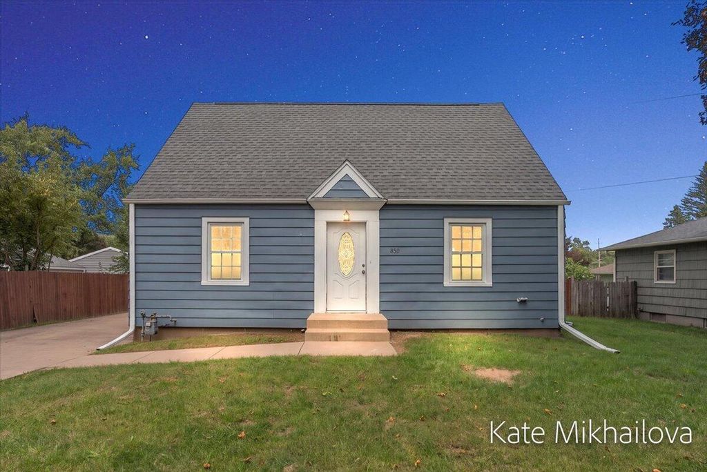 850 Upton Avenue, Springfield City, MI 49037