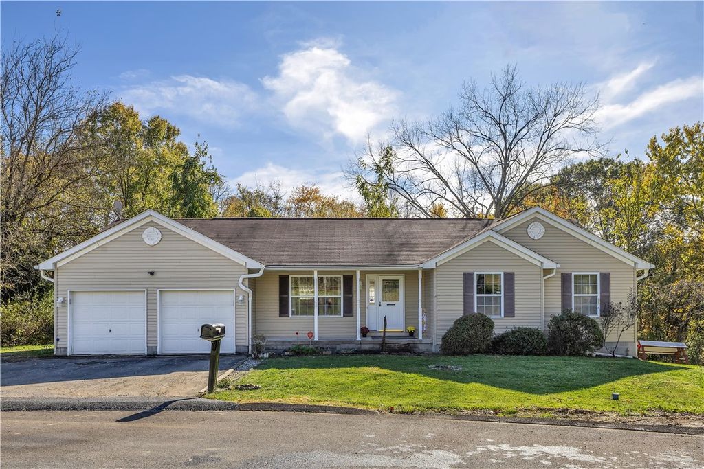 2201 13th St, Patterson Twp, PA 15010