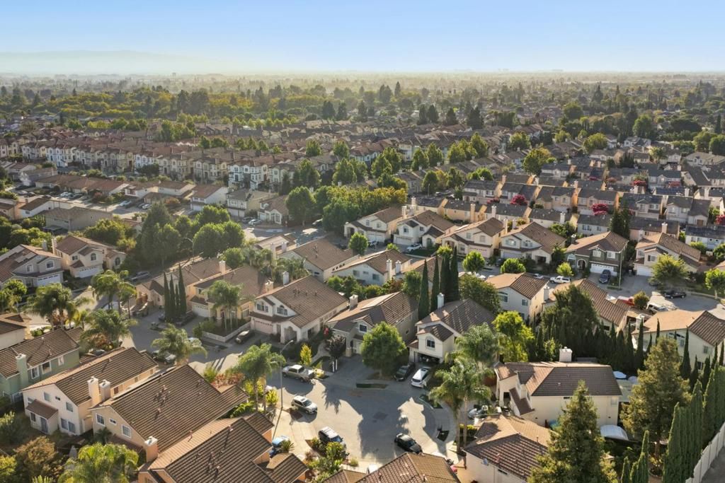 Image 48 of property listing at 2185 Fieldstone Court, San Jose, CA 95133