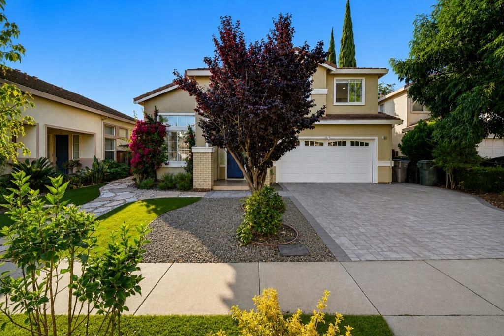 Image 5 of property listing at 2185 Fieldstone Court, San Jose, CA 95133