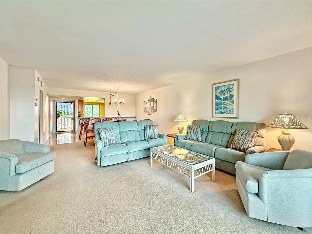 Image 16 of property listing at 9604 CORTEZ ROAD W 421, Bradenton, FL 34210