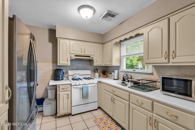 363 17th Avenue, Brick, NJ 08724
