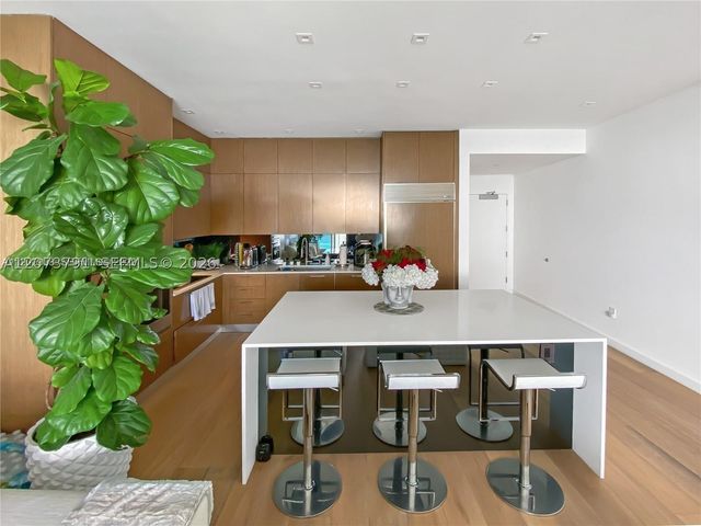 2020 N Bayshore Dr 1606, Miami, FL 33137
