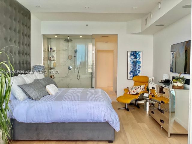 2020 N Bayshore Dr 1606, Miami, FL 33137