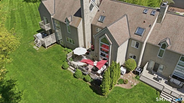 22 Timberwood Road 22, West Hartford, CT 06117