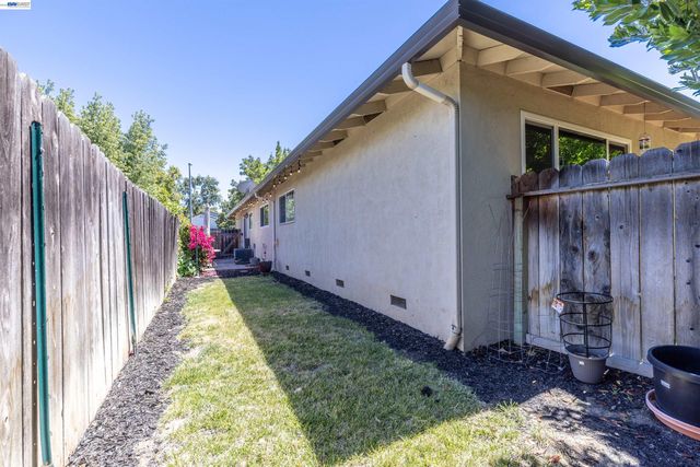 5252 Norma Way, Livermore, CA 94550