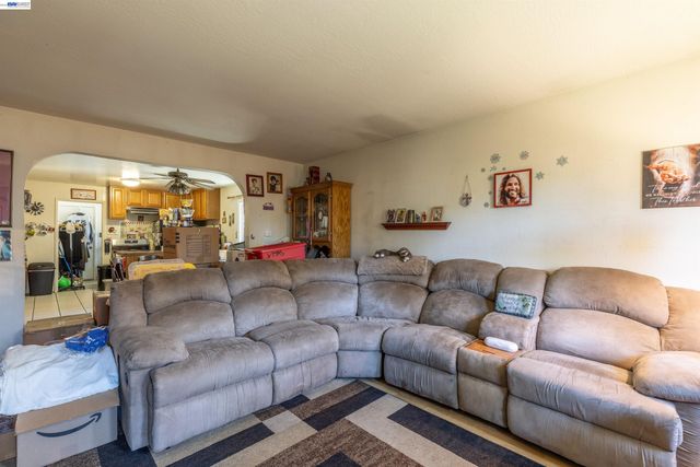 5252 Norma Way, Livermore, CA 94550