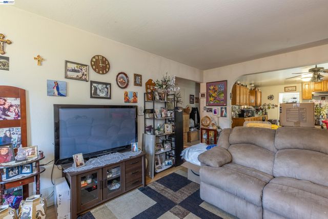 5252 Norma Way, Livermore, CA 94550