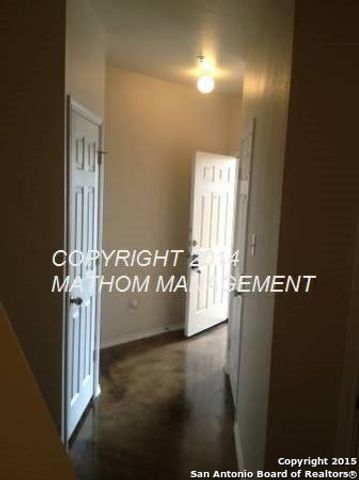 10618 Mathom Lndg Apt 4, Universal City, TX 78148