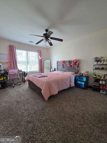 2140 Burns View Lane, Lawrenceville, GA 30044