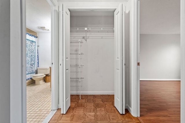 12 9th St 502, Medford, MA 02155