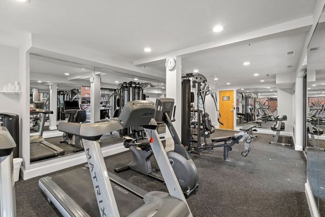 12 9th St 502, Medford, MA 02155