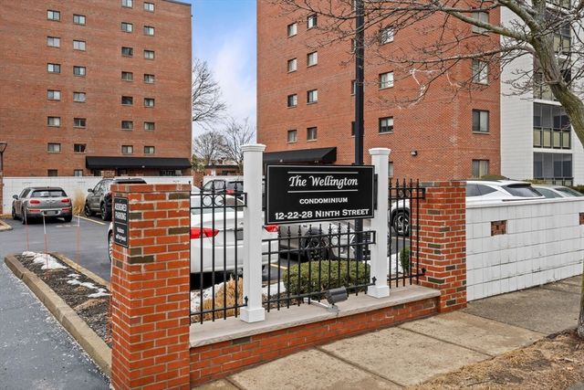 12 9th St 502, Medford, MA 02155