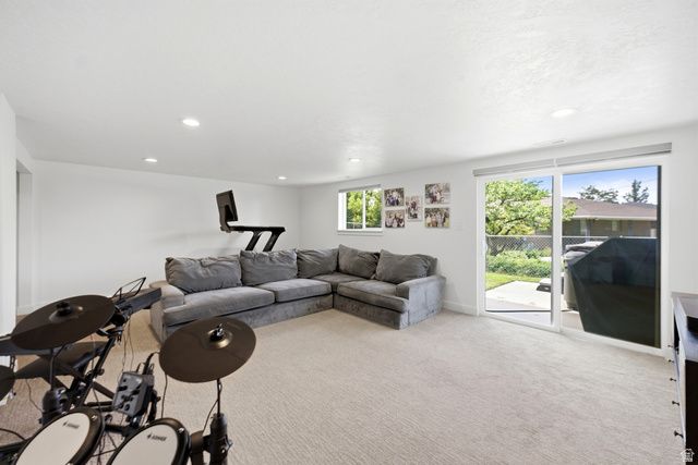 3594 S FLYNN CIR, Millcreek, UT 84109