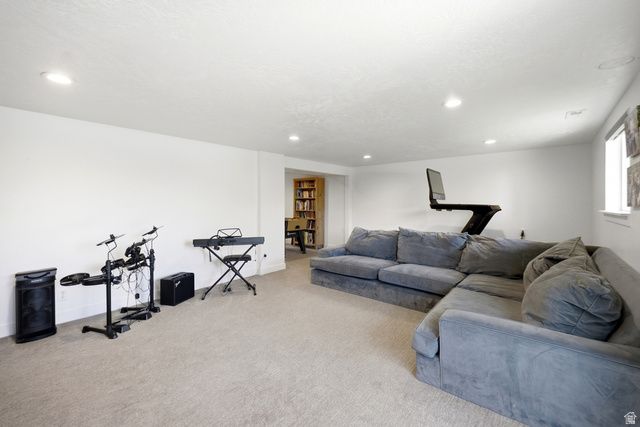 3594 S FLYNN CIR, Millcreek, UT 84109