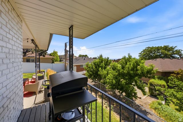3594 S FLYNN CIR, Millcreek, UT 84109