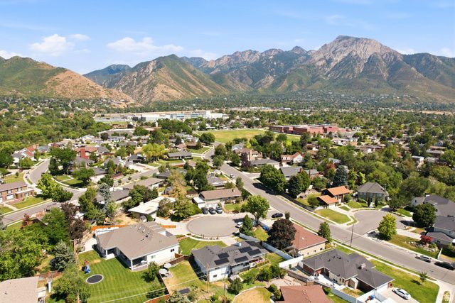 3594 S FLYNN CIR, Millcreek, UT 84109