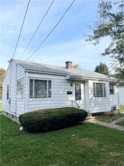 560 Beecher Street, Elmira City, NY 14904