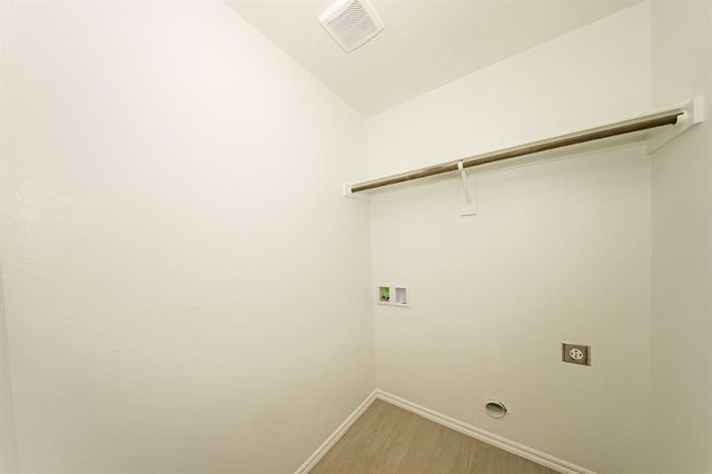 11721 SW 36th Street, Mustang, OK 73064