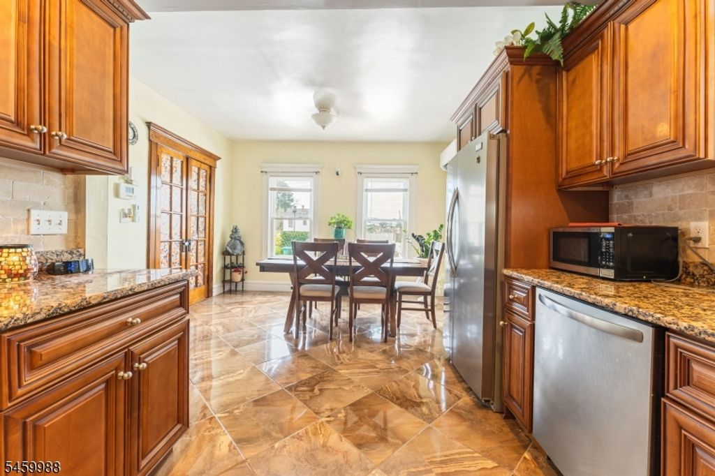 173 Lily St, Paterson City, NJ 07522 — photo 5