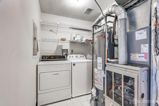 304 Wimbeldon Court, North Brunswick, NJ 08902