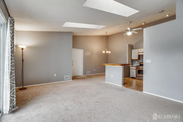 304 Wimbeldon Court, North Brunswick, NJ 08902