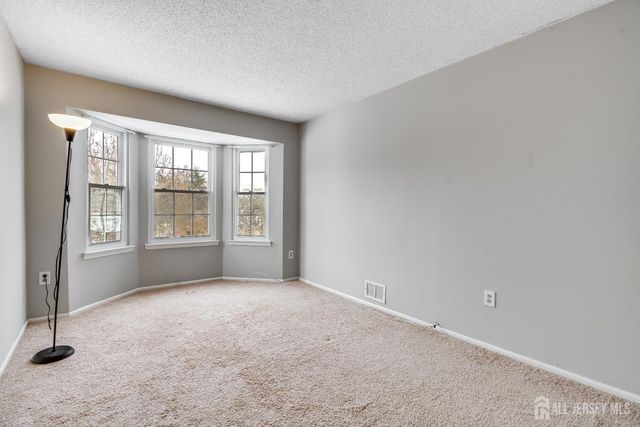 304 Wimbeldon Court, North Brunswick, NJ 08902