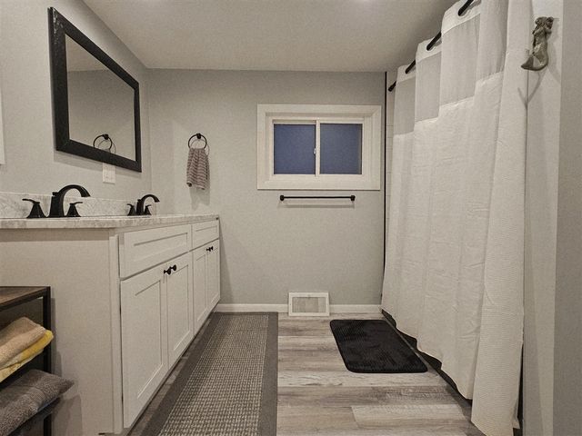 4492 E Bear Lake Road, Osseo, MI 49266