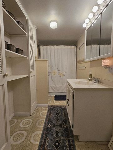 4492 E Bear Lake Road, Osseo, MI 49266