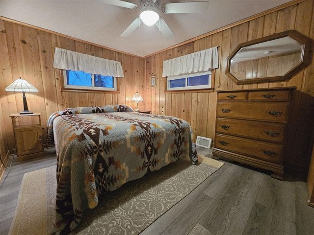 4492 E Bear Lake Road, Osseo, MI 49266