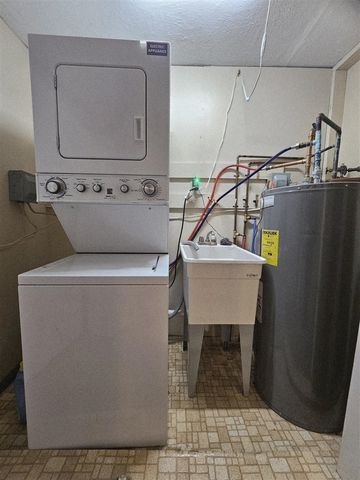 4492 E Bear Lake Road, Osseo, MI 49266