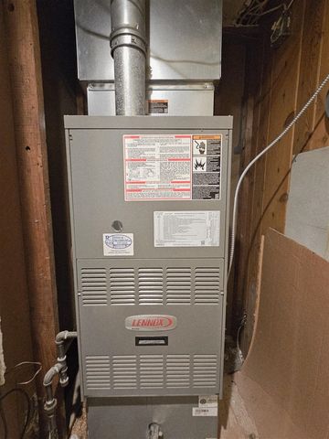 4492 E Bear Lake Road, Osseo, MI 49266