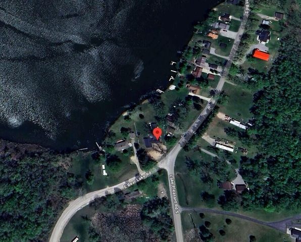 4492 E Bear Lake Road, Osseo, MI 49266