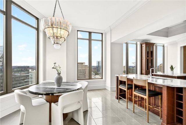 3376 Peachtree Road NE 41A, Atlanta, GA 30326