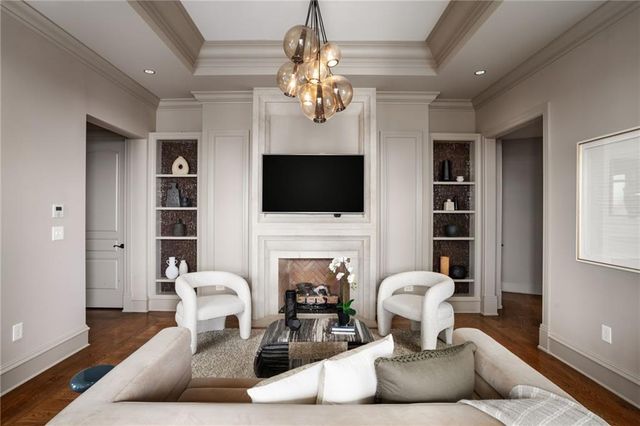 3376 Peachtree Road NE 41A, Atlanta, GA 30326