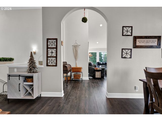 3343 BENTLEY Ave, Eugene, OR 97405