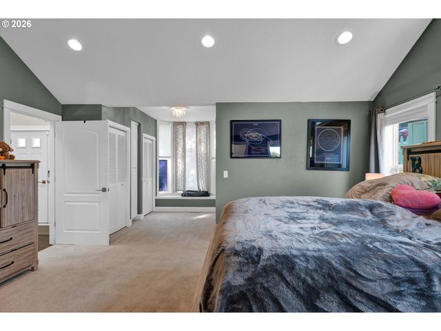 3343 BENTLEY Ave, Eugene, OR 97405