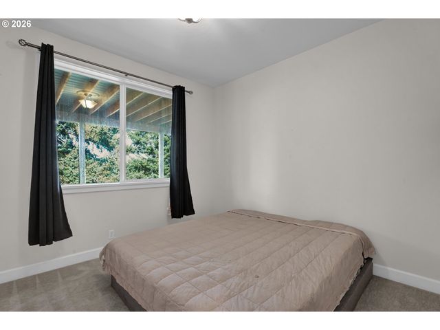 3343 BENTLEY Ave, Eugene, OR 97405